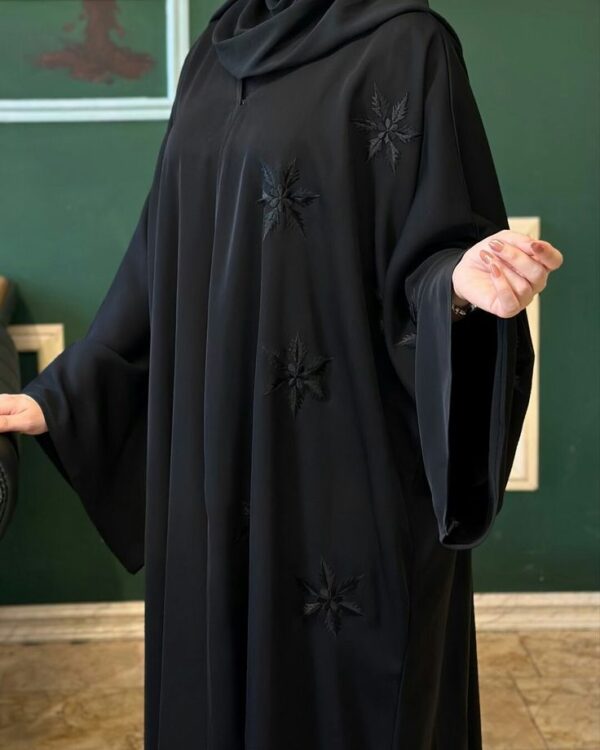 عباية شهد